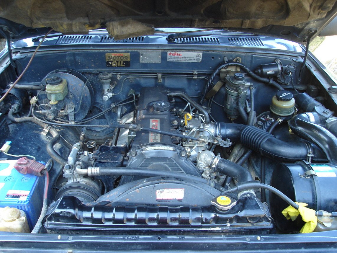 Двигатель Toyota 2L